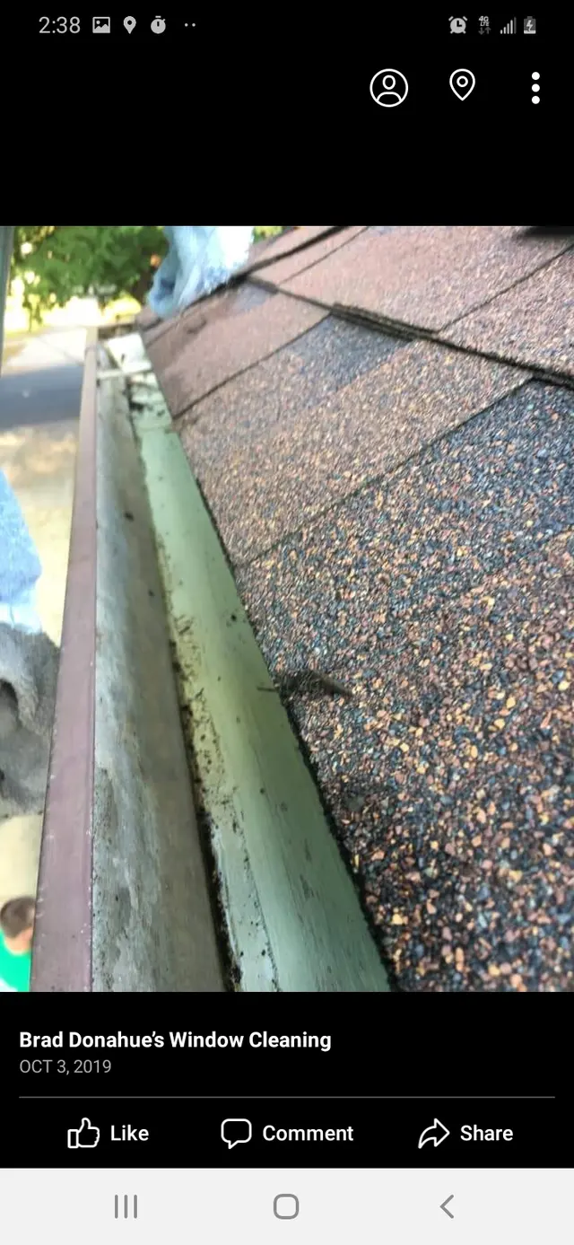 Brad Donahue's Window Cleaning — photo from the business 8