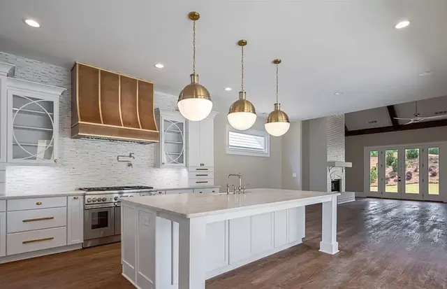 Pioneer Lighting, Inc — photo from the business 8