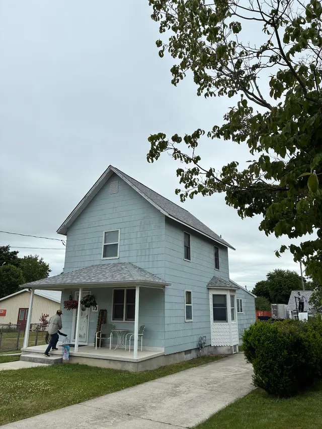 BE Roofing — photo from the business 1