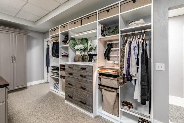 Distinctive Design & Storage Solutions — photo from the business 1