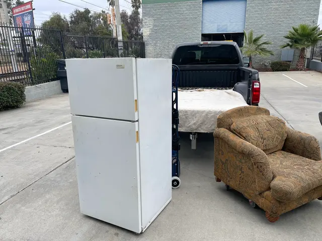 Eastlake Hauling and Junk Removal LLC — photo from the business 6