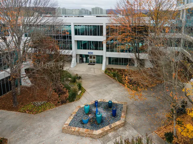 Huntsville Hub — photo from the business 6