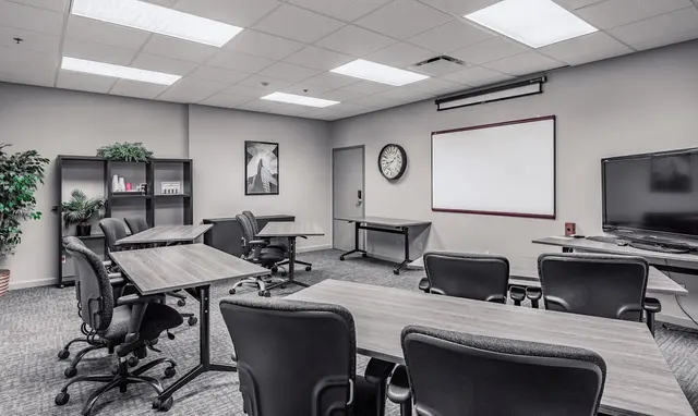 Huntsville Hub — photo from the business 3