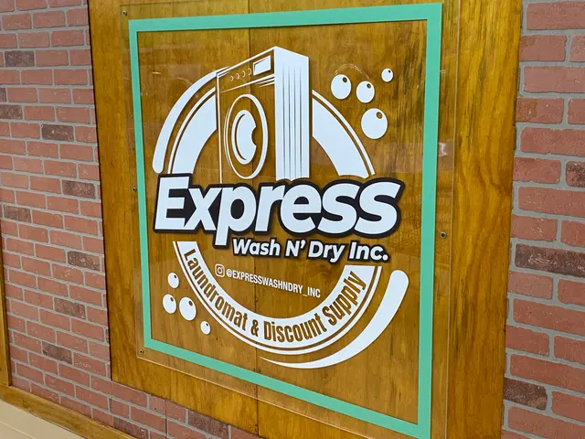 VIBRANT PRINT & SIGN SHOP — photo from the business 11