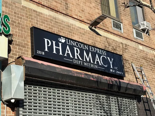 VIBRANT PRINT & SIGN SHOP — photo from the business 8