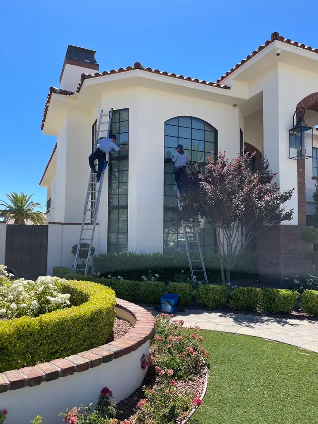 Powell Window Cleaning — photo from the business 4