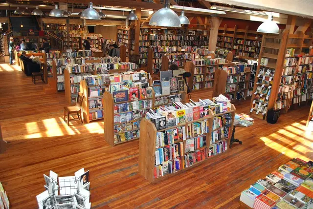 Elliott Bay Book Company — photo from the business 4