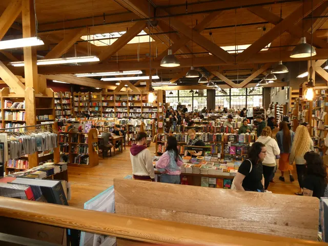 Elliott Bay Book Company — customer photo 8