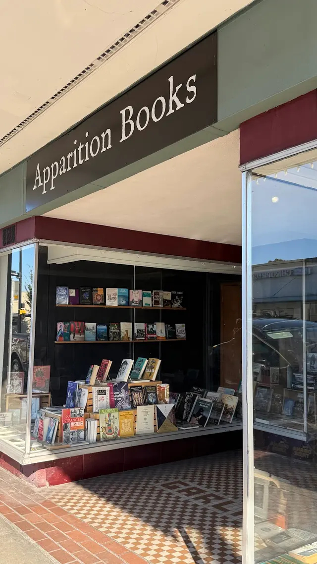 Apparition Books — customer photo 1