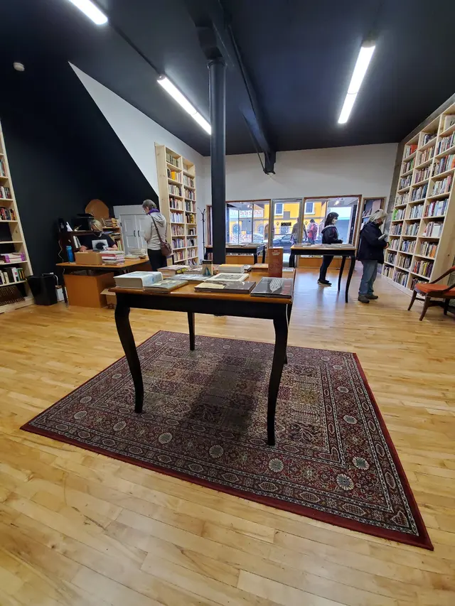 Apparition Books — customer photo 2