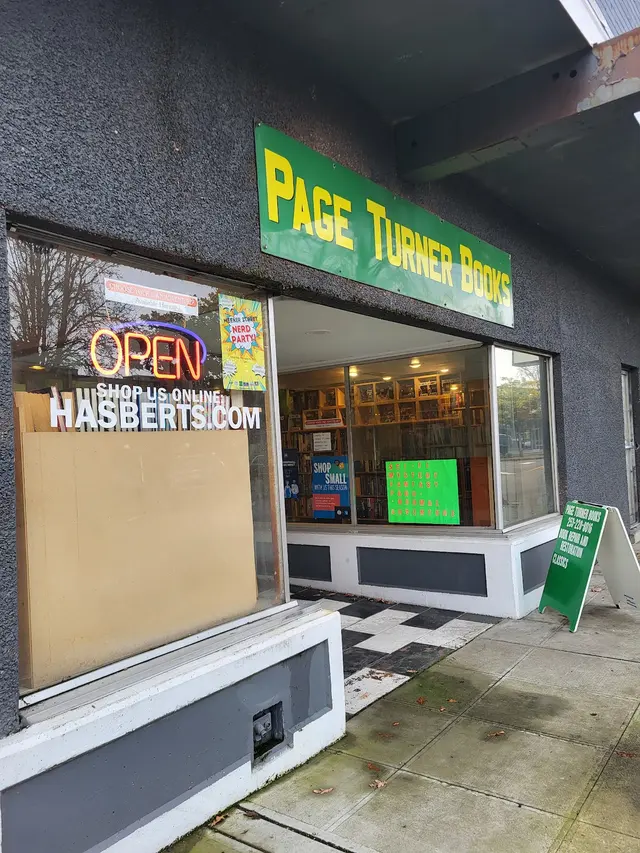 Page Turner Books — customer photo 1