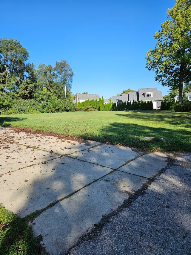 Penn Brothers Lawn and Landscaping LLC — photo from the business 6