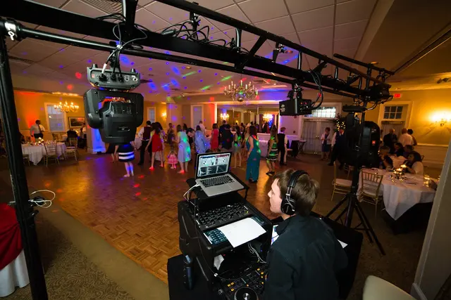 Pulse Entertainment — photo from the business 1