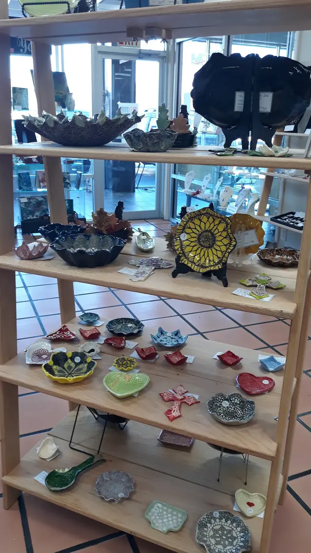 Table Rock Art Gallery — photo from the business 9