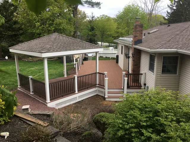 Bend Deck Creations — photo from the business 6