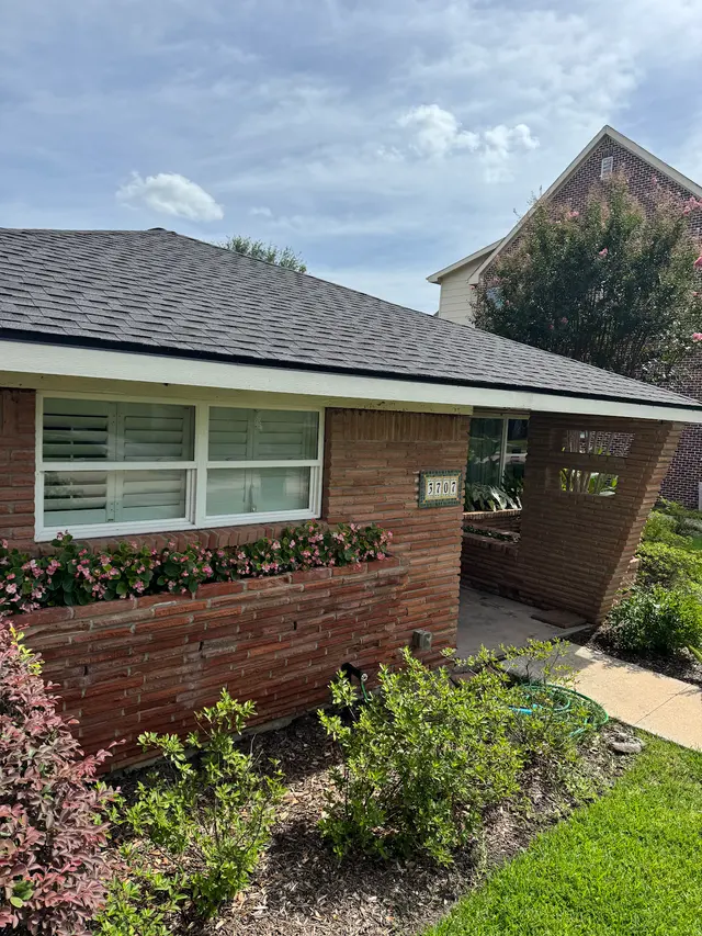 Rescue Roofing — photo from the business 9