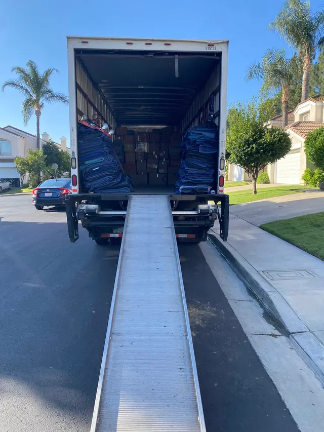 Savior Moving Services — photo from the business 3