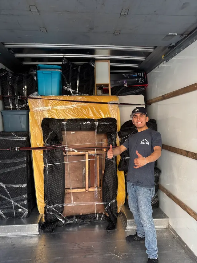 House 2 Home Movers — photo from the business 8