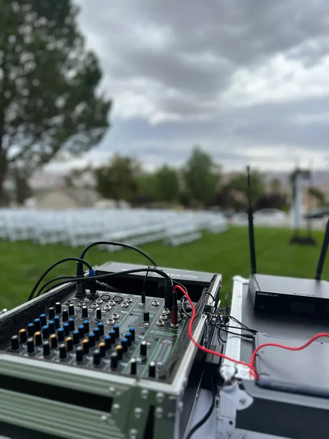 Elite DJs & Event Planning — photo from the business 1