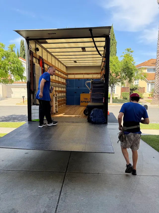 Fastruck Moving Company — customer photo 9