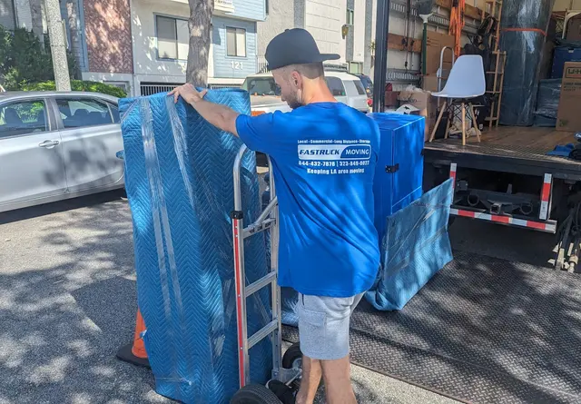 Fastruck Moving Company — photo from the business 4