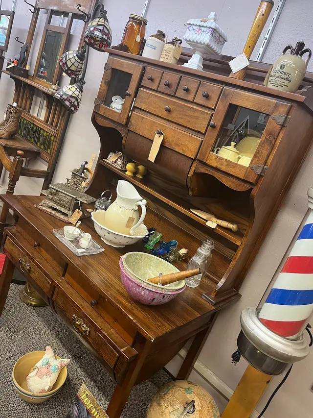 Main Street Mercantile and Antiques — photo from the business 3