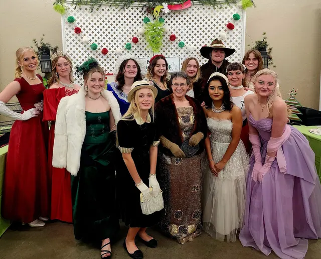 Annie Halls Vintage Boutique — photo from the business 2