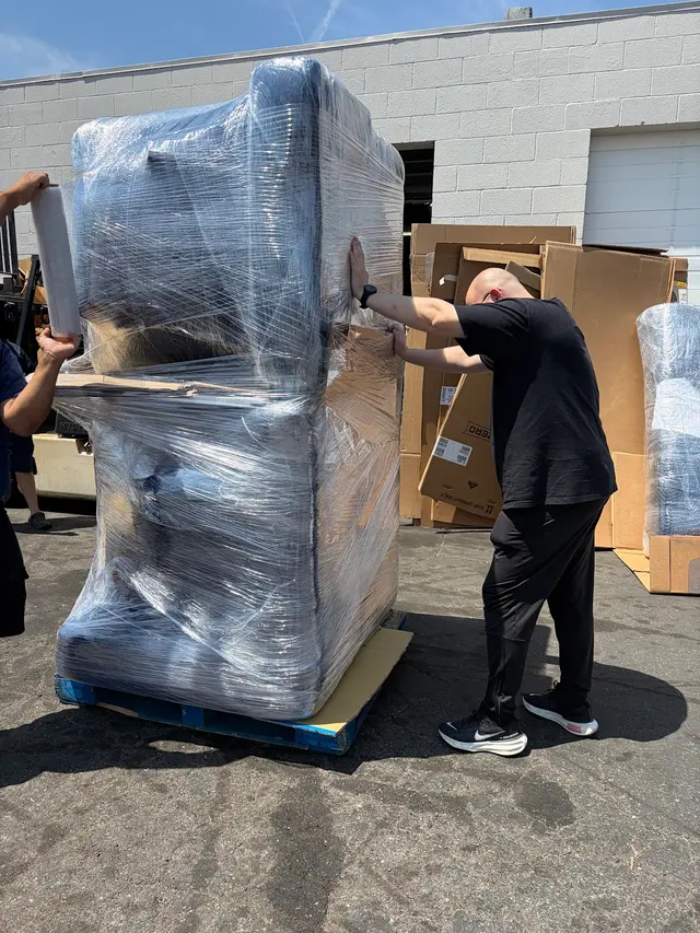 Upland Movers — photo from the business 8