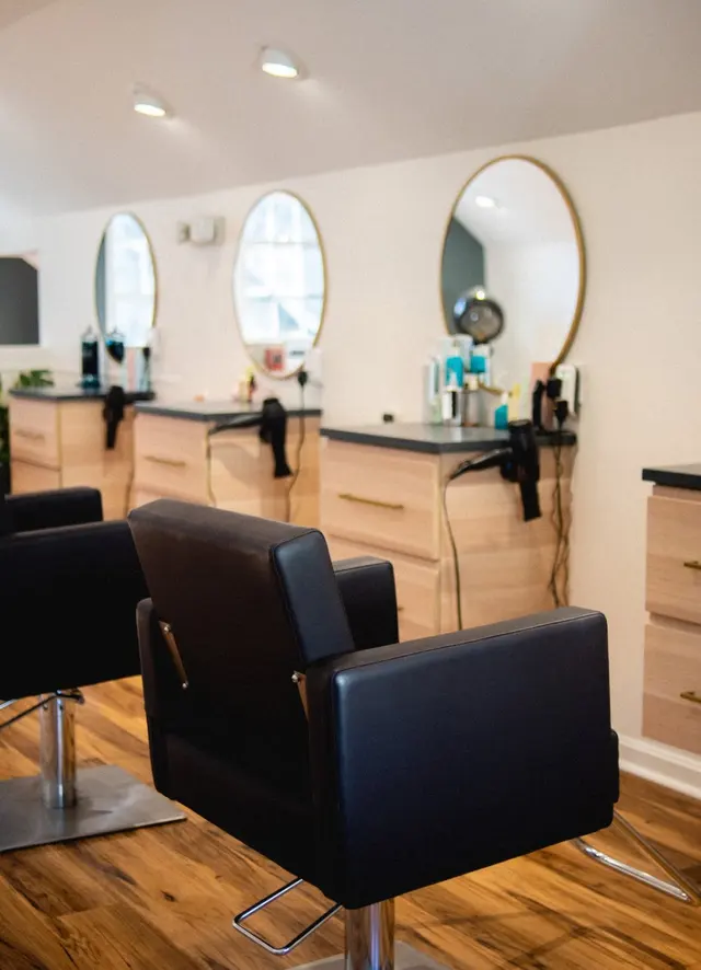 Honeycomb Salon — photo from the business 3