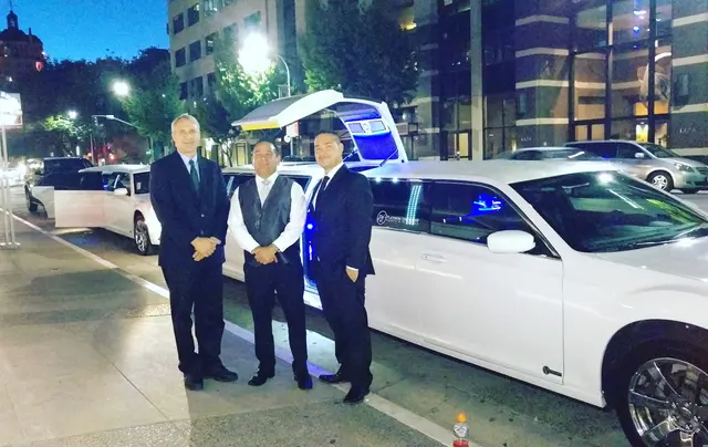 Platinum Limousine LLC — photo from the business 5