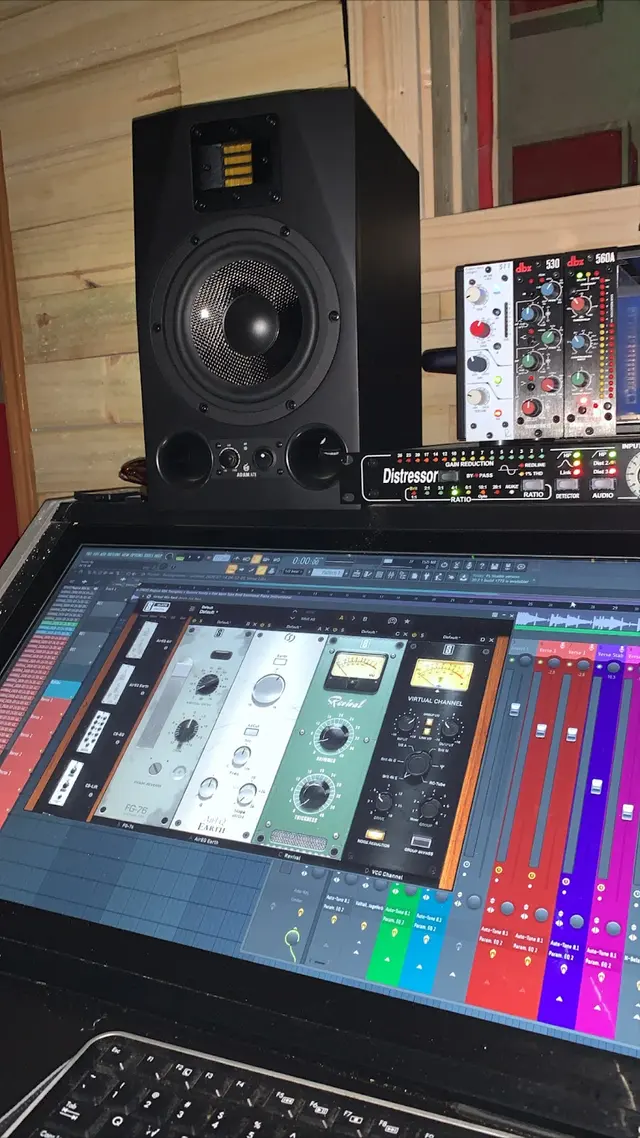 HerBoss Studio — customer photo 8