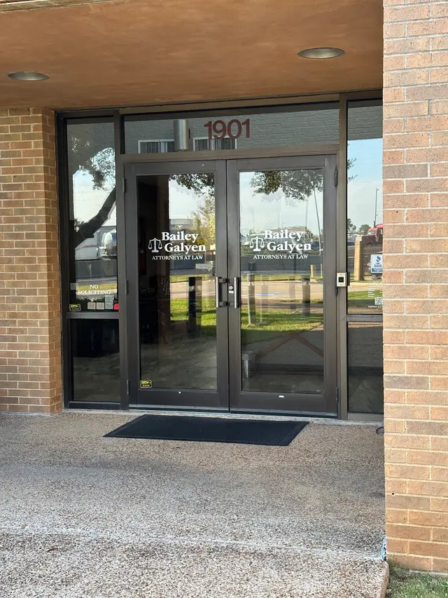 Bailey & Galyen Attorneys at Law — photo from the business 10