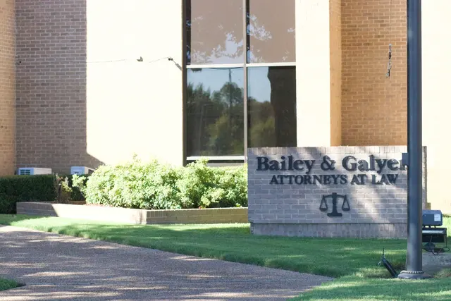 Bailey & Galyen Attorneys at Law — photo from the business 11