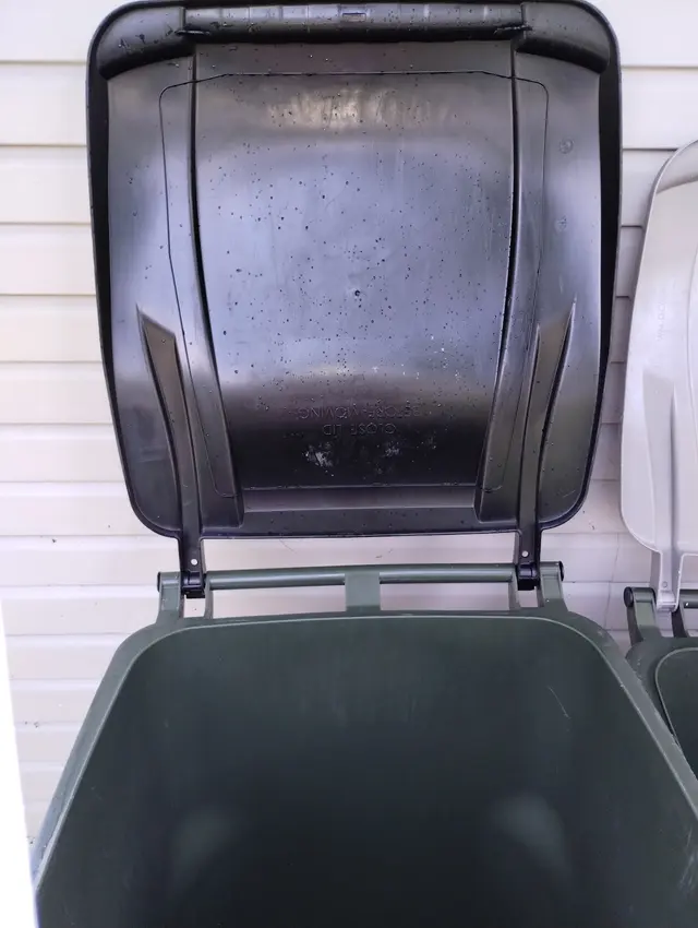 EcoClean Can | Clean Cans & Powerwashing — customer photo 8