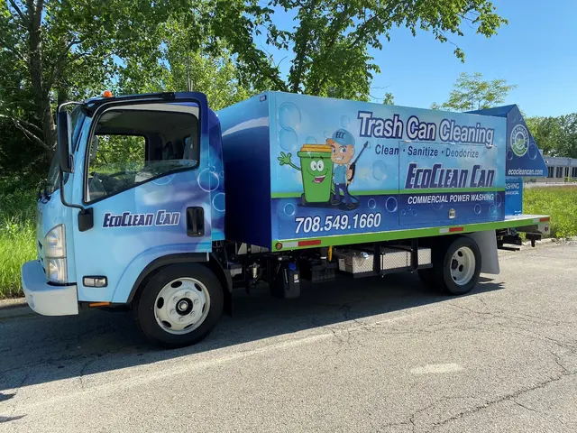 EcoClean Can | Clean Cans & Powerwashing — photo from the business 7
