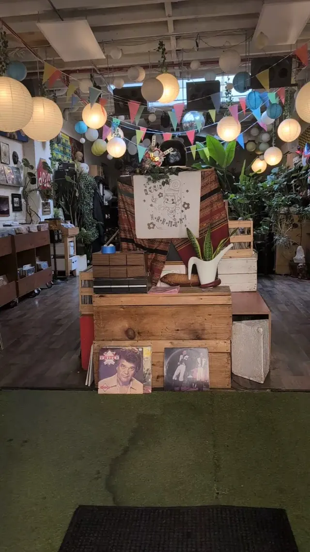 Customer photo of work by Second Hand Records NYC, from Zora Middleton's review