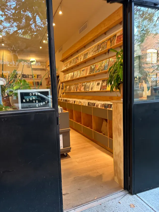 Brooklyn Record Exchange — customer photo 1