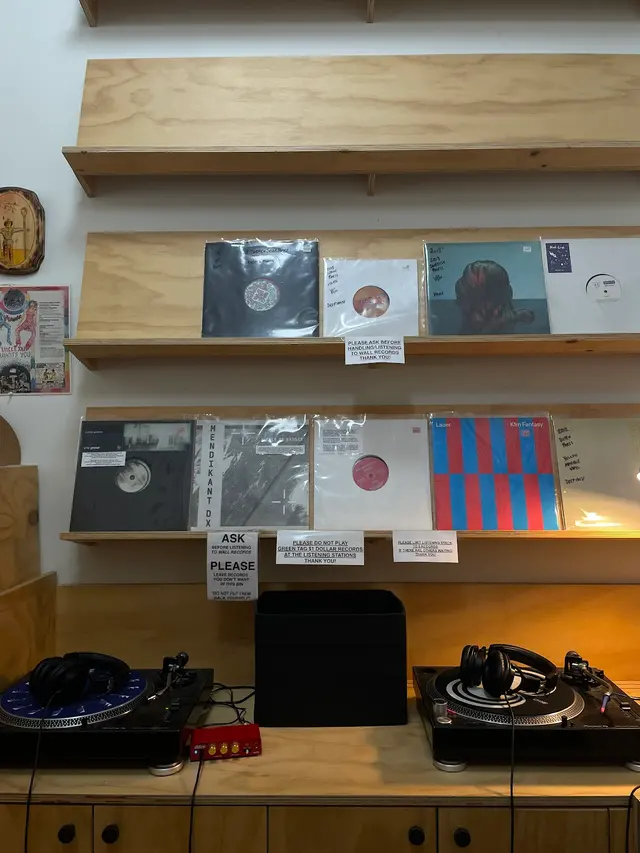 Brooklyn Record Exchange — customer photo 7