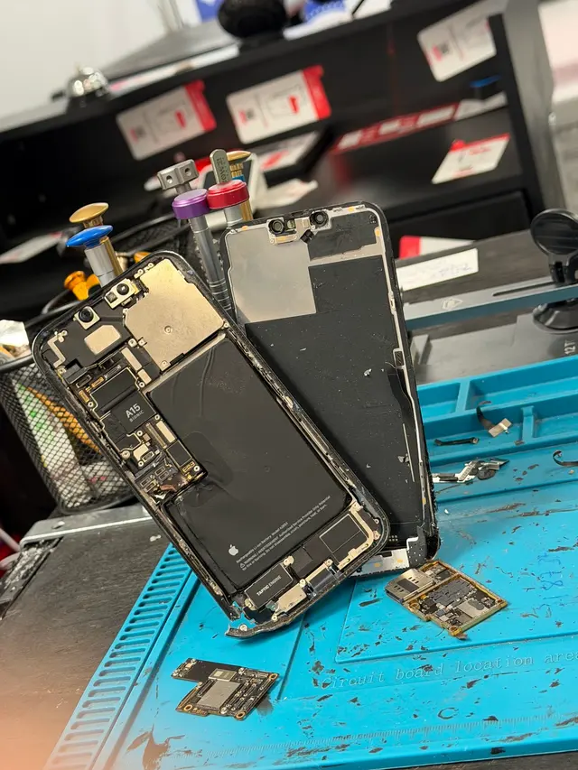 Extreme Phone Repair — photo from the business 4