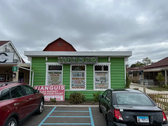 Oscarin’s Computer 2 — photo from the business 8