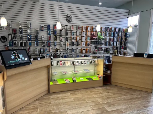 Oscarin’s Computer 2 — photo from the business 1