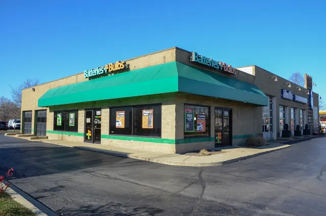 Batteries Plus Phone Repair — customer photo 3