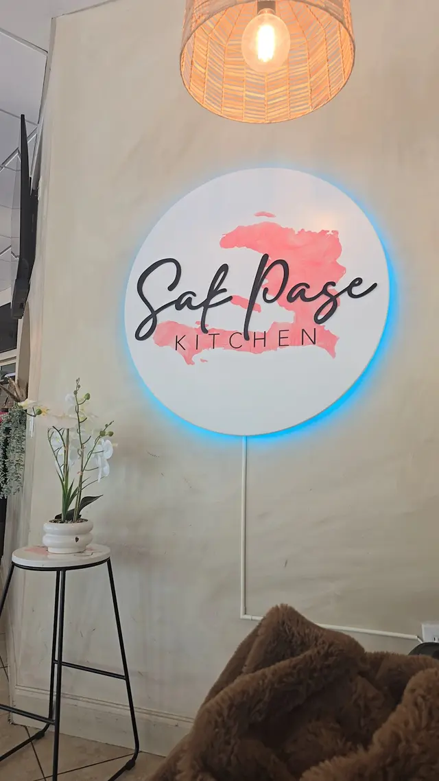 Sak Pase Foodtruck — customer photo 2
