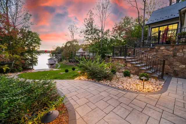 Mullins Media Co — customer photo 4