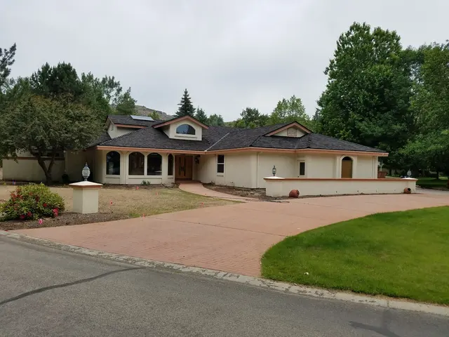 Bartlett Roofing — photo from the business 9