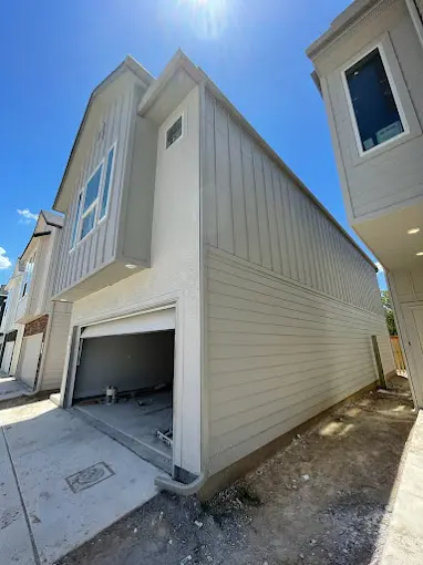 Prime Seamless Gutters & Roofing — photo from the business 10