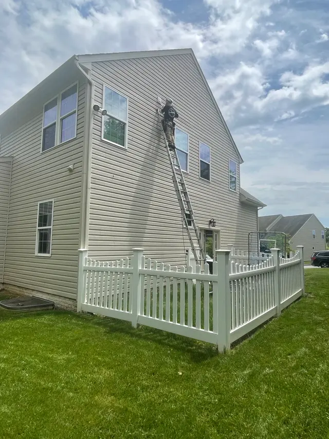 On The Fly Pest Solutions — photo from the business 11