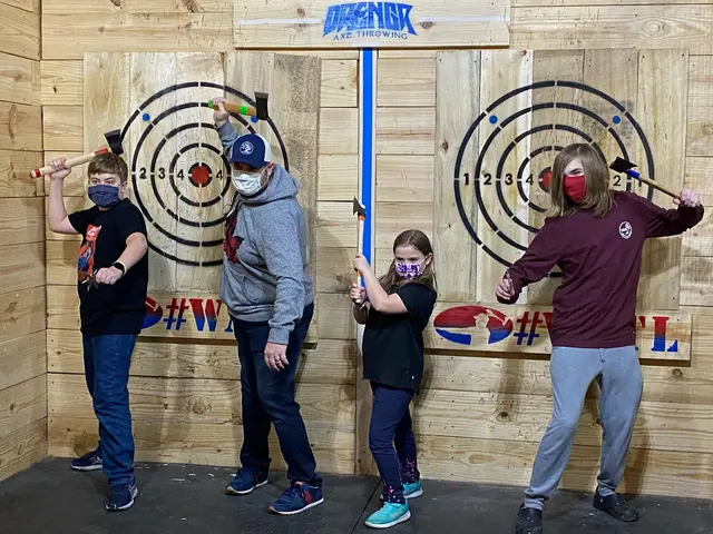 Drengr Axe Throwing — photo from the business 10