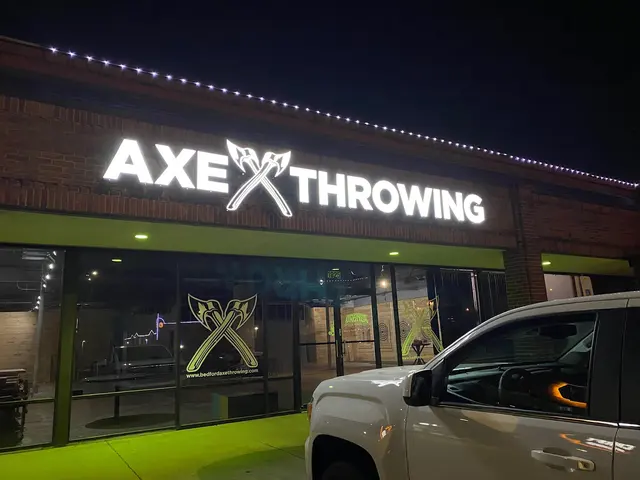 Drengr Axe Throwing — photo from the business 4