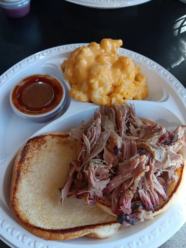 Delvin's Restaurant & Catering — customer photo 4
